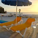 Feel The Breath Of The Ocean Apartmán *