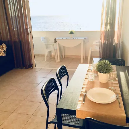 Feel The Breath Of The Ocean Apartament