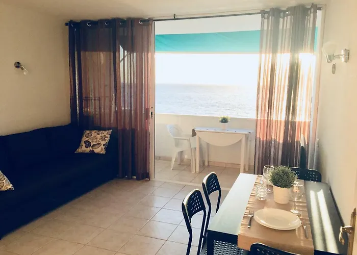 Feel The Breath Of The Ocean Apartment *